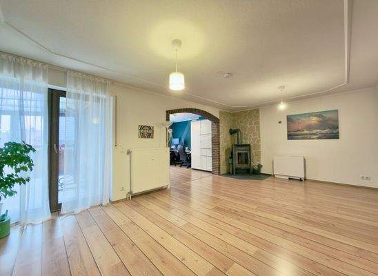 Wohn-/ Esszimmer 1. OG Neu