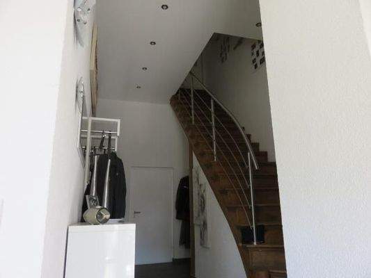 Treppenhaus mit Zugang EG & OG