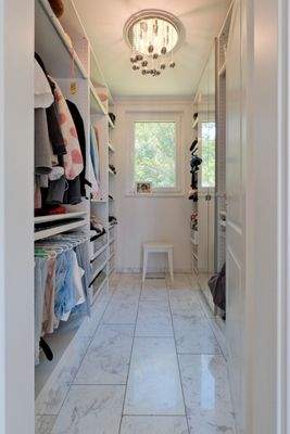 OG-Umkleider-Zimmer 4.jpg