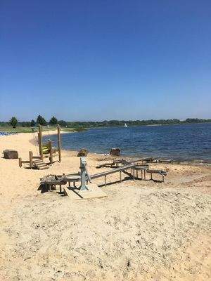 Strand mit Spielplatz