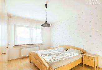 Schlafzimmer (1) Obergeschoss