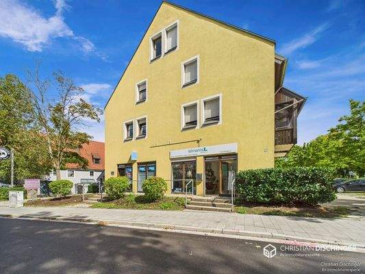 CAM01869G0-PR0269-STILL012