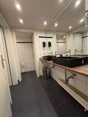 EG Shisha Bar_Toiletten.JPG