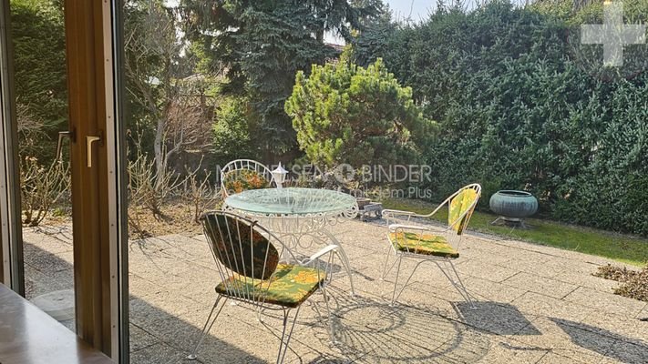 03_Wohnzimmer-zur-Terrasse_ID209250127OW