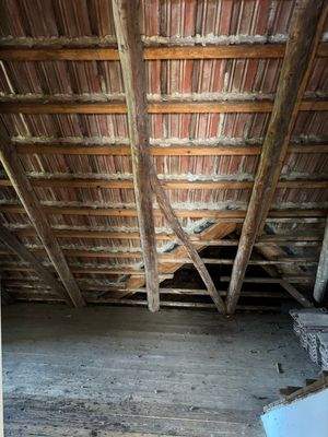 43 OG - Nicht ausgebauter Raum 1.1.jpg