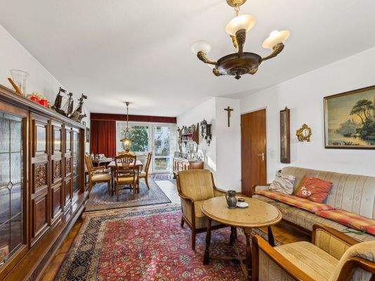 Wohn- und Essbereich EG