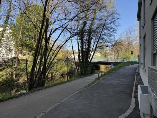 Idyllische Lage an der Elz