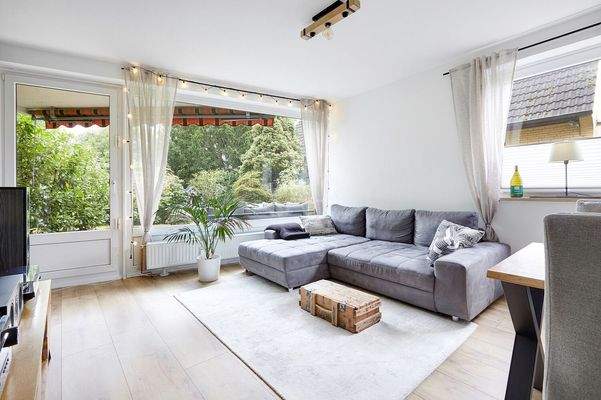 Wohnbereich mit Blick ins Grüne