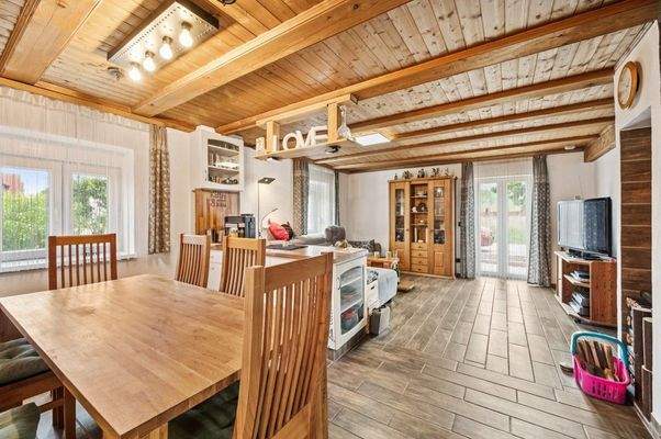 Wohn- und Essbereich