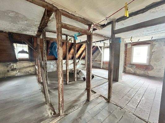 nicht ausgebautes Dachgeschoss