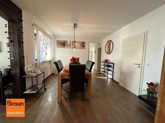 1-2 Familienwohnhaus, VS-S, Essen EG