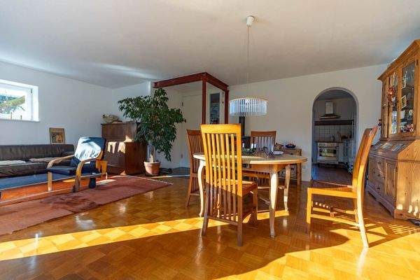 Sonniger Wohntraum mit viel Platz!