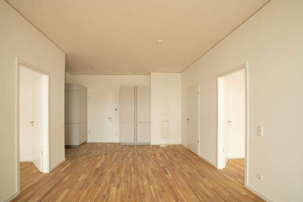 A3 Wohnzimmer, Blick zum Eingang