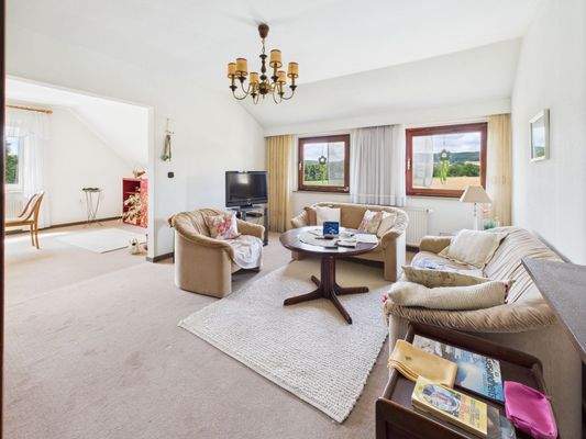 Wohn-/Esszimmer Dachgeschoss