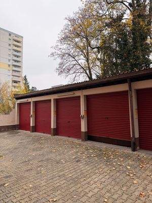 Duplex Garage im Innenhof