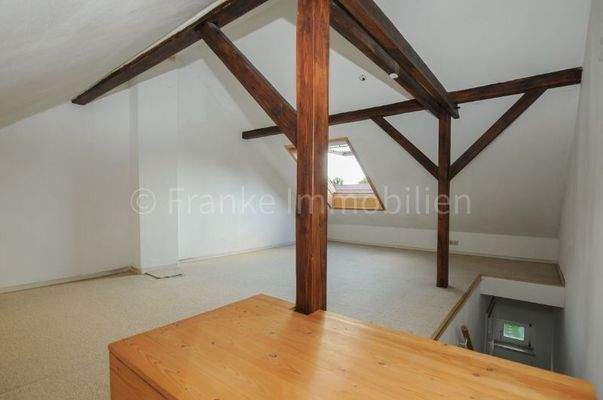 Schlafzimmer im Dachgeschoss (1)