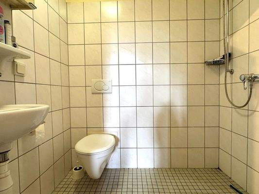 Bad in der Scheune / Hobbyraum