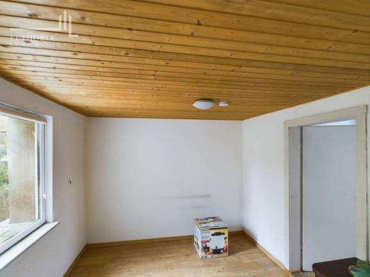 CAM03352G0-PR0039-STILL006