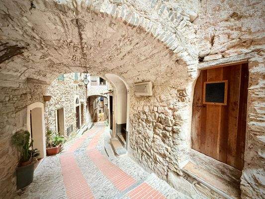 DA_1036_TERRA ITALIA IMMOBILIEN_REAL ESTATE_DOLCEA