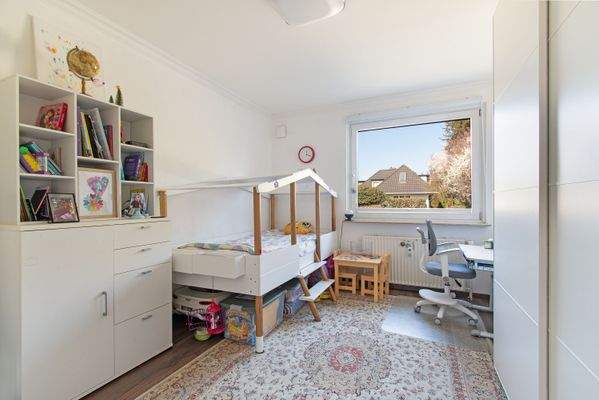 Ein schönes Kinderreich oder ideales ARbeitszimmer.jpg