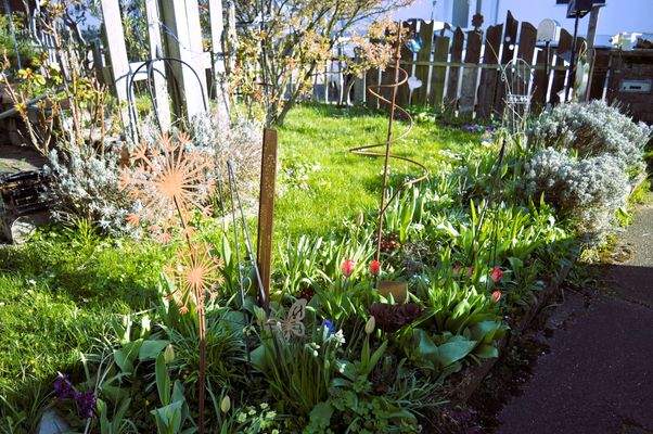 Hübscher Garten am Haus