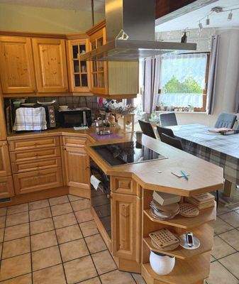 EG_Küche mit Einbauküche