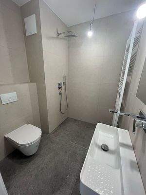 17c0db9d-4b53-47ad-bcff-819ff4275af8