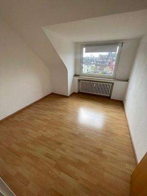 Helles Dachgeschosszimmer