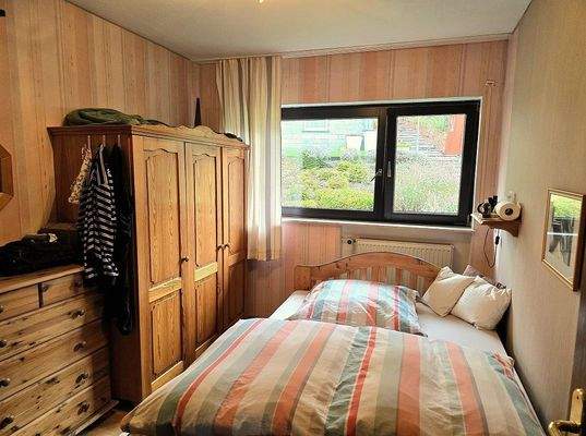 Eins von zwei Kinderzimmer 