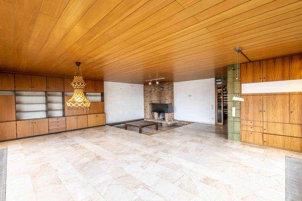 Wohnzimmer Blick zum Kamin