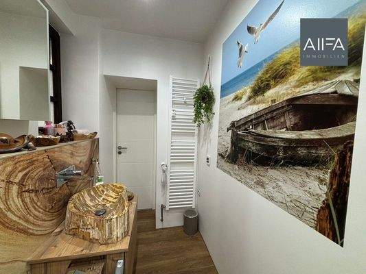 Badezimmer Ansicht 2