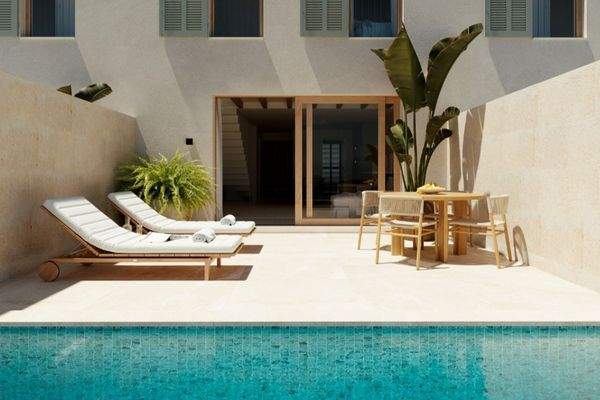 Neubauprojekt eines Stadthauses mit Pool in Ariany