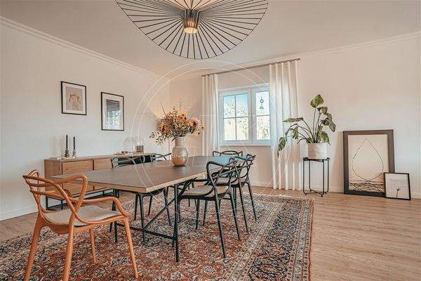 Großzügiger Essbereich