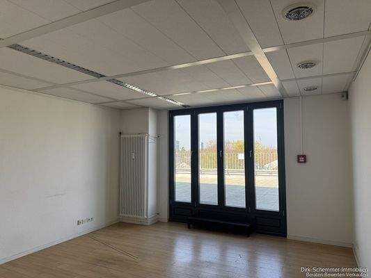 Büro mit Zugang DT