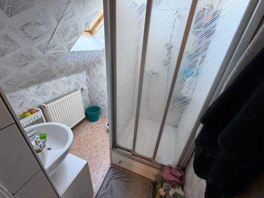Wohnung DG Duschbad