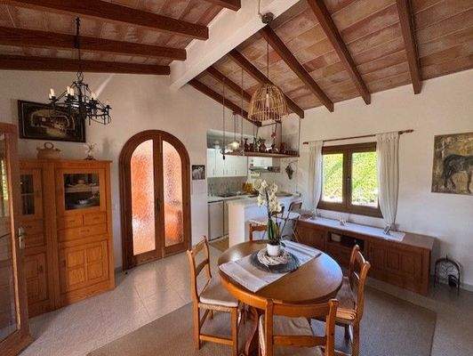 thumbnail_IMG_4572 (1).jpg