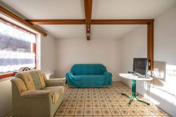 Arbeitszimmer im Keller