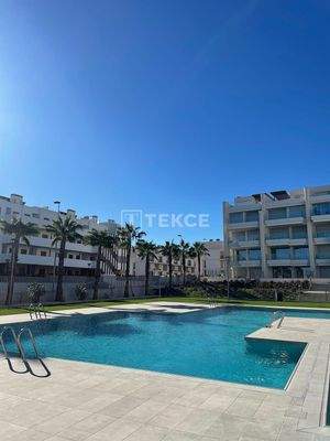 Elegant Flats Close to Amenities in Playa Flamenca Orihuela