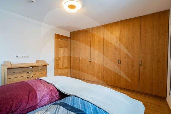 Büro / Kind / Gäste