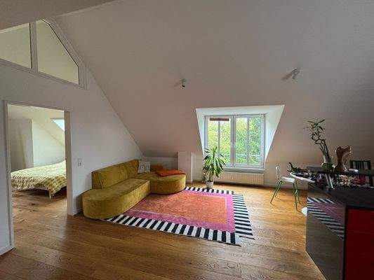 Offener Wohnbereich mit Küche