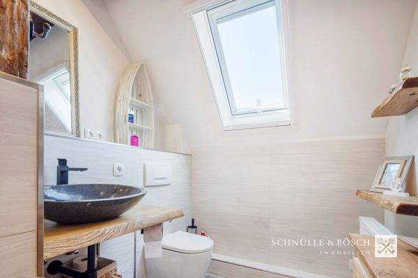 Besondere Details, wie der Waschtisch