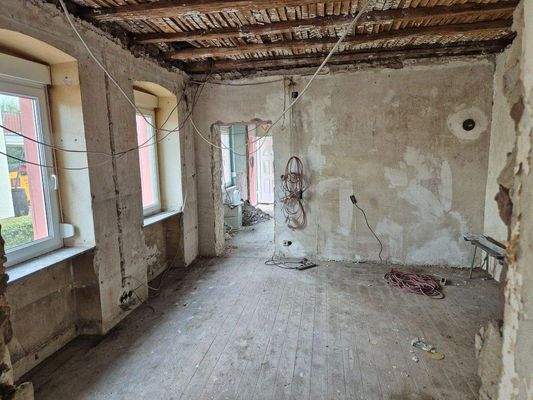 EG Zimmer 2, Blick in Zimmer 1