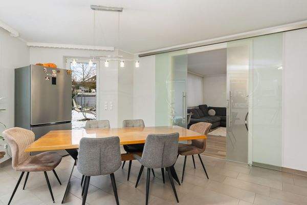 Erdgeschosswohnung: Großzügige Küche mit Essbereich 32,99m²