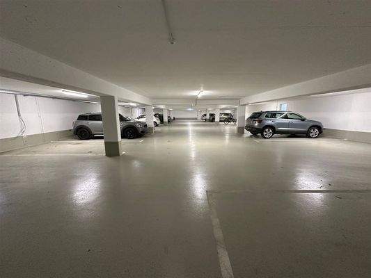 Tiefgarage 2 Stellplätze