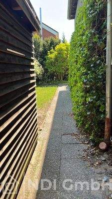 Durchgang zum Haus