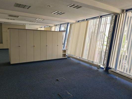 Großraumbüro hinten