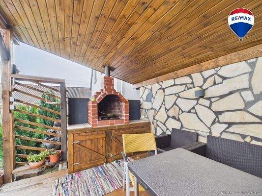 REMAX Immobilien DeLux Haus in Losheim am See - Britten zu verkaufen