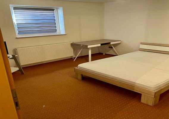 Keller Schlafzimmer 