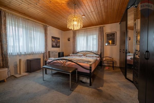 Schlafzimmer EG