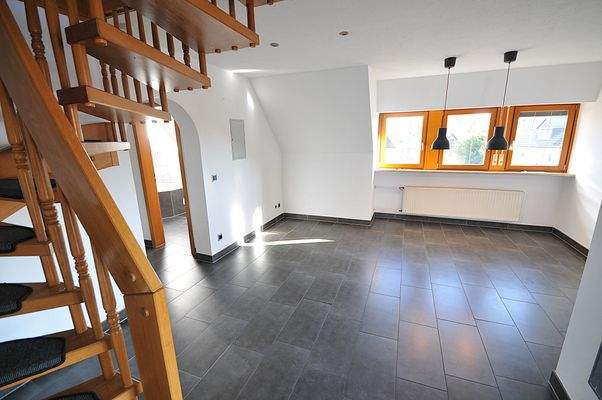 Großzügiger OG Bereich. Eine zusätzliche Zimmerabtrennung ist unaufwändig machbar